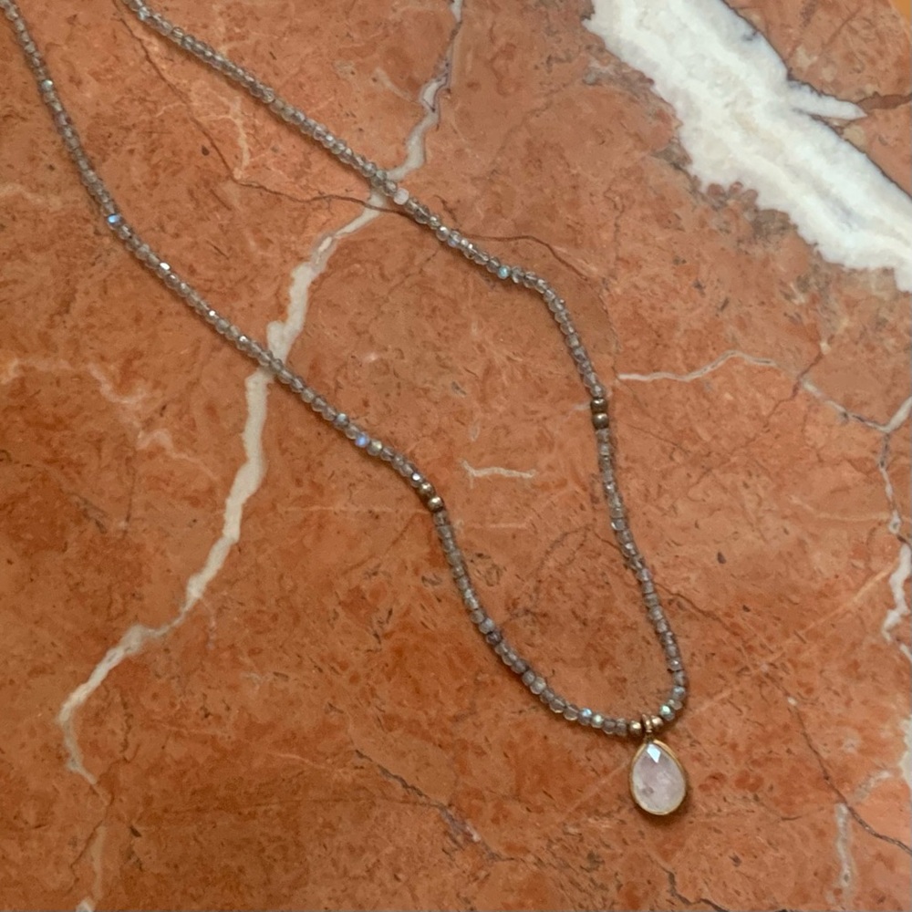 Green Crystal Bead Choker Necklace With Pendant
